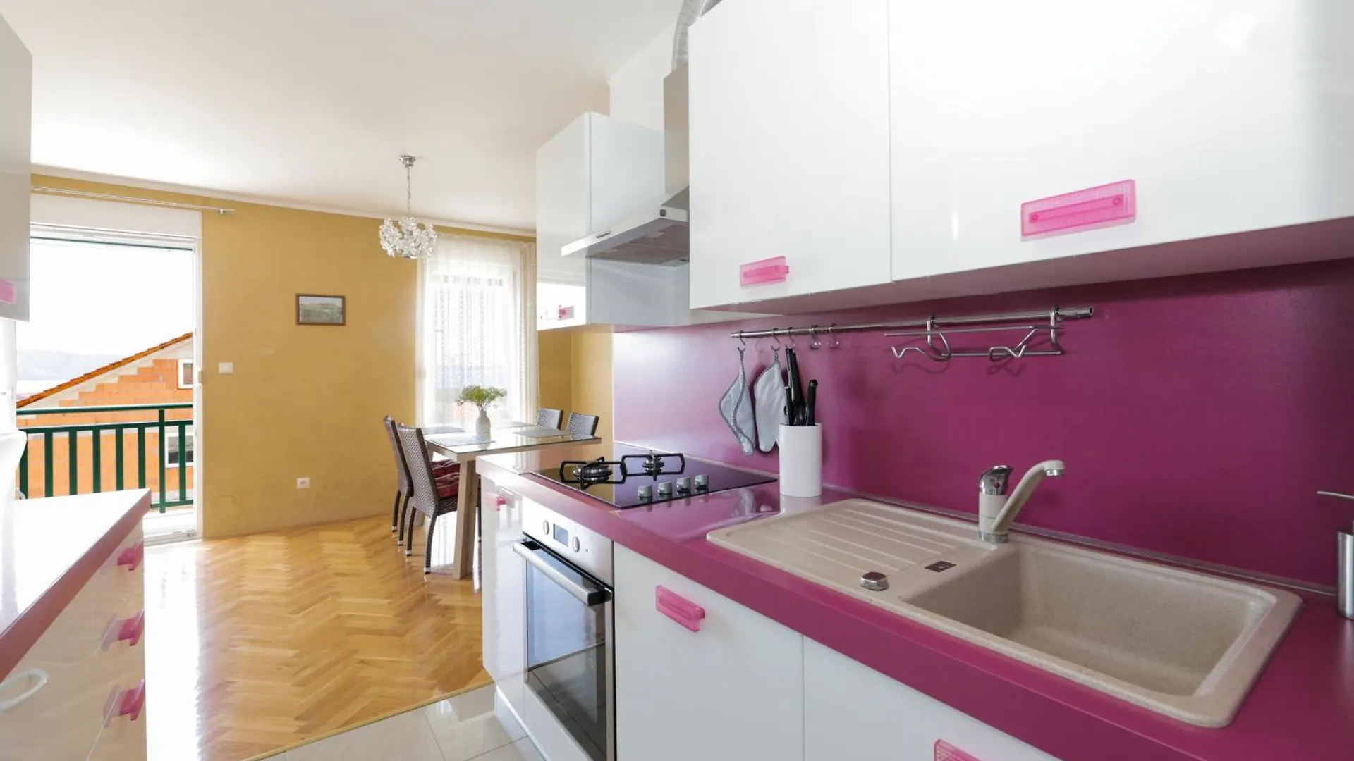 Apartman Josipovic Apartment Kastela